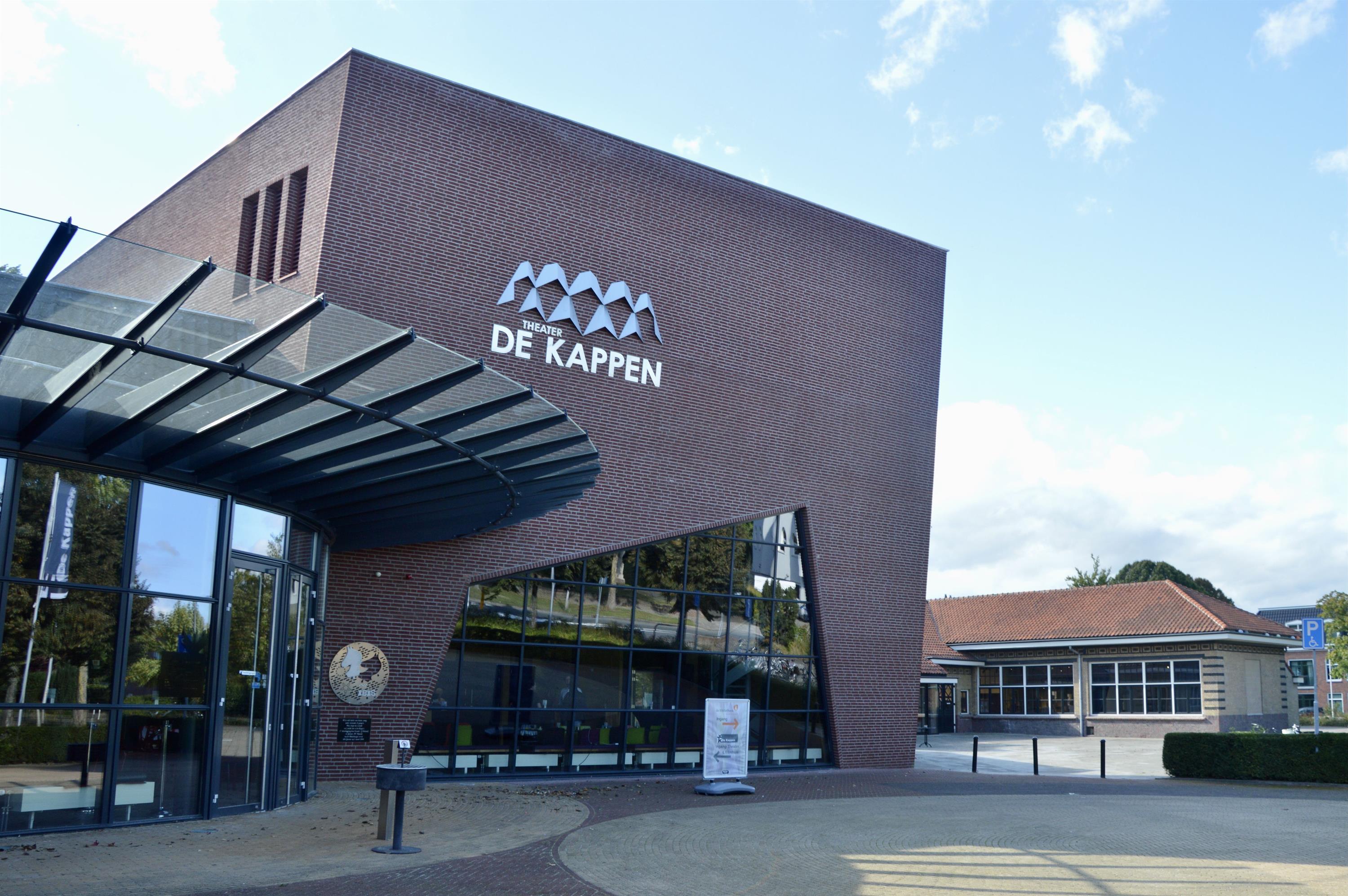 Foto  van de voorkant van de De Kappen. 