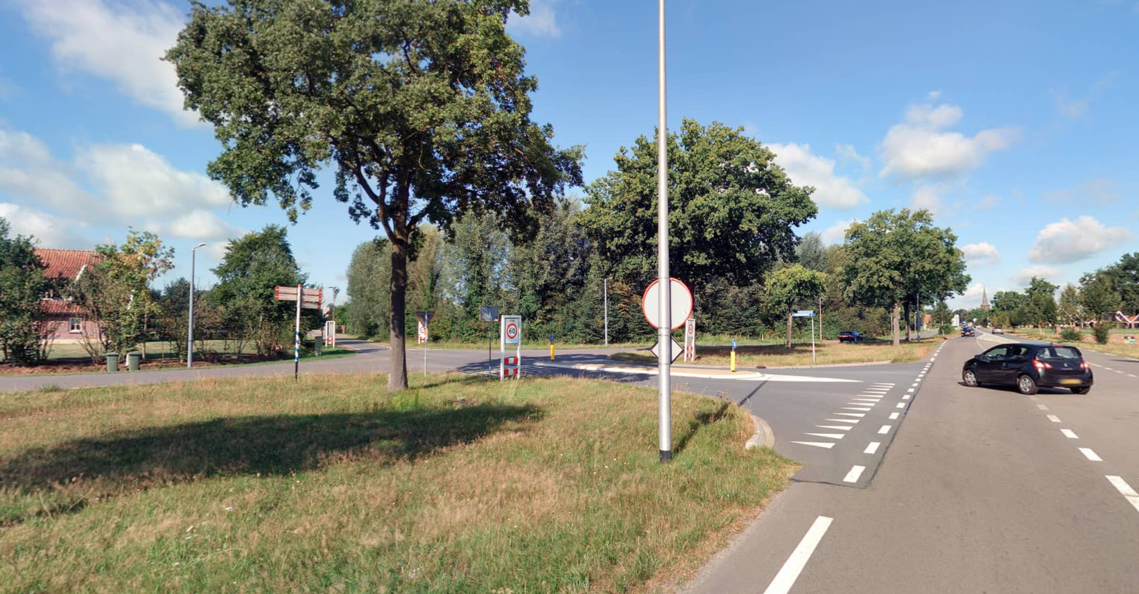 Foto vanaf de Goorsestraat bij de afslag met de Rietmolenweg  